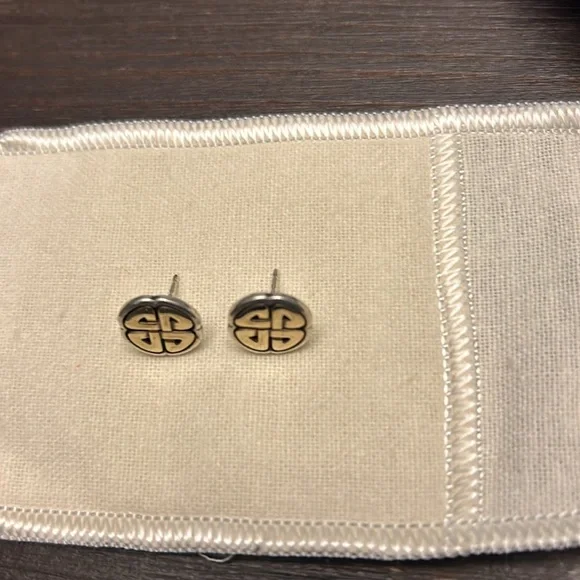 Retired and rare James Avery Sterling/14k stud earrings - Picture 4 of 4